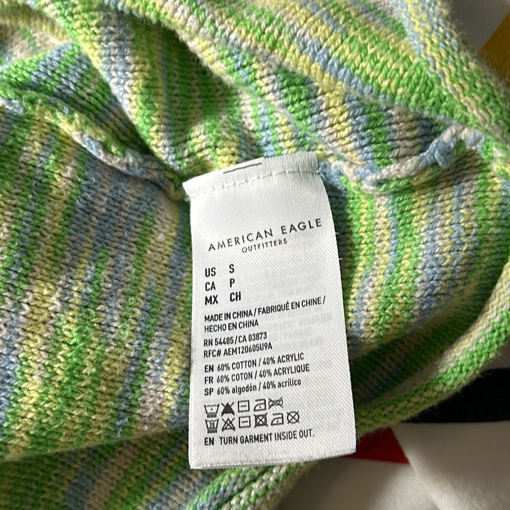 Cropped sweater - Picture 7 of 7